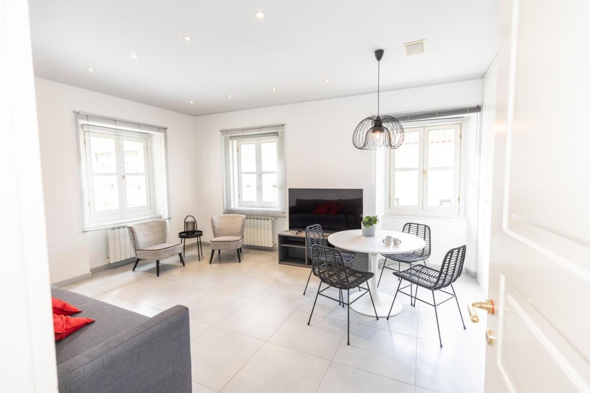 Piazza Unita House Apartment *
